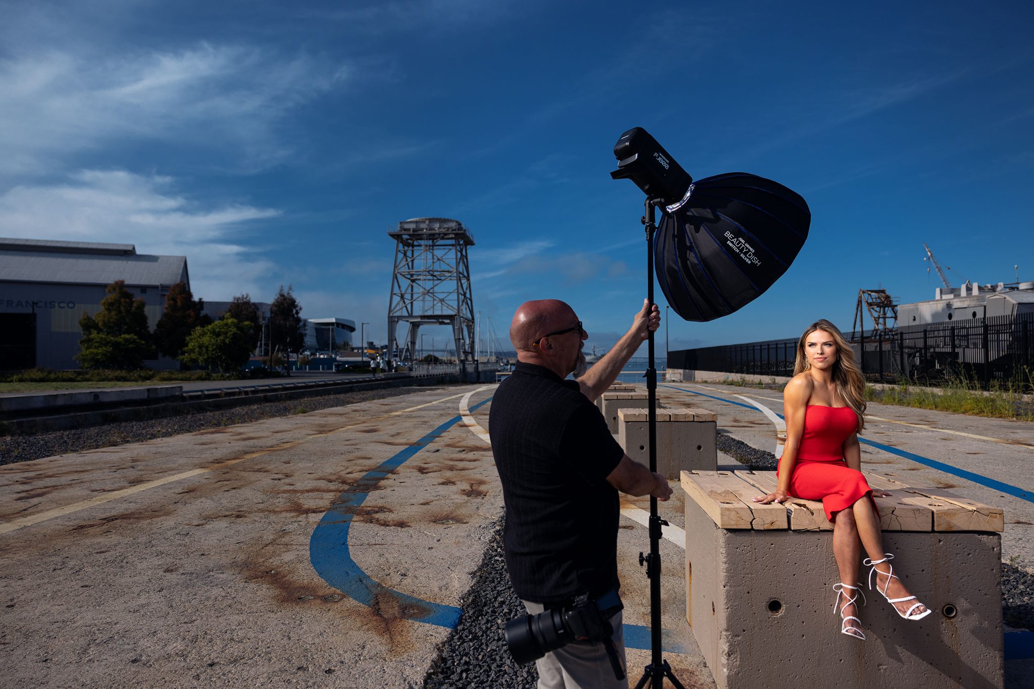 Behind the scenes look at the Joel Grimes 24-inch Beauty Dish paired with a Westcott FJ800 Strobe.