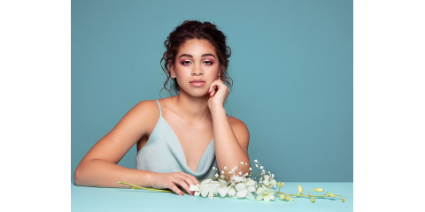 Portait Photo With FJ400 Closer And 6x6 Scrim