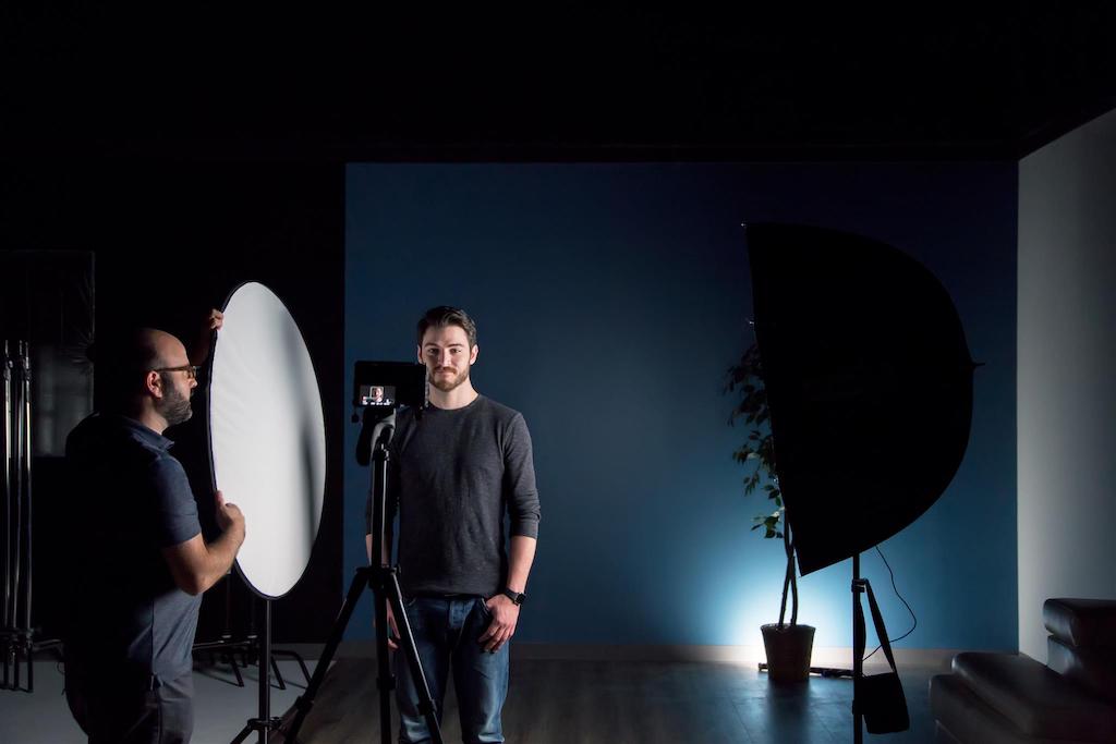 5 Tips to Get the Perfect Lighting Setup For Video Interviews