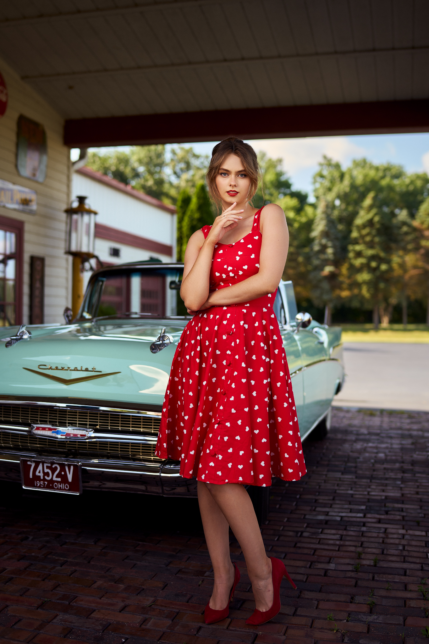 FJ200 and 24" Beauty Dish with the FJ-X3 Trigger FJ200 and 24" Beauty Dish with the FJ-X3 Trigger