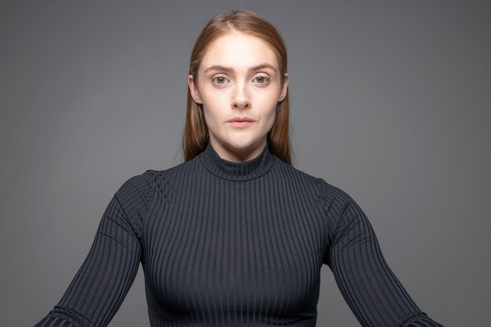 Beauty Dish in Correct Position: Produces clean, natural shadows that shape the face in a flattering way