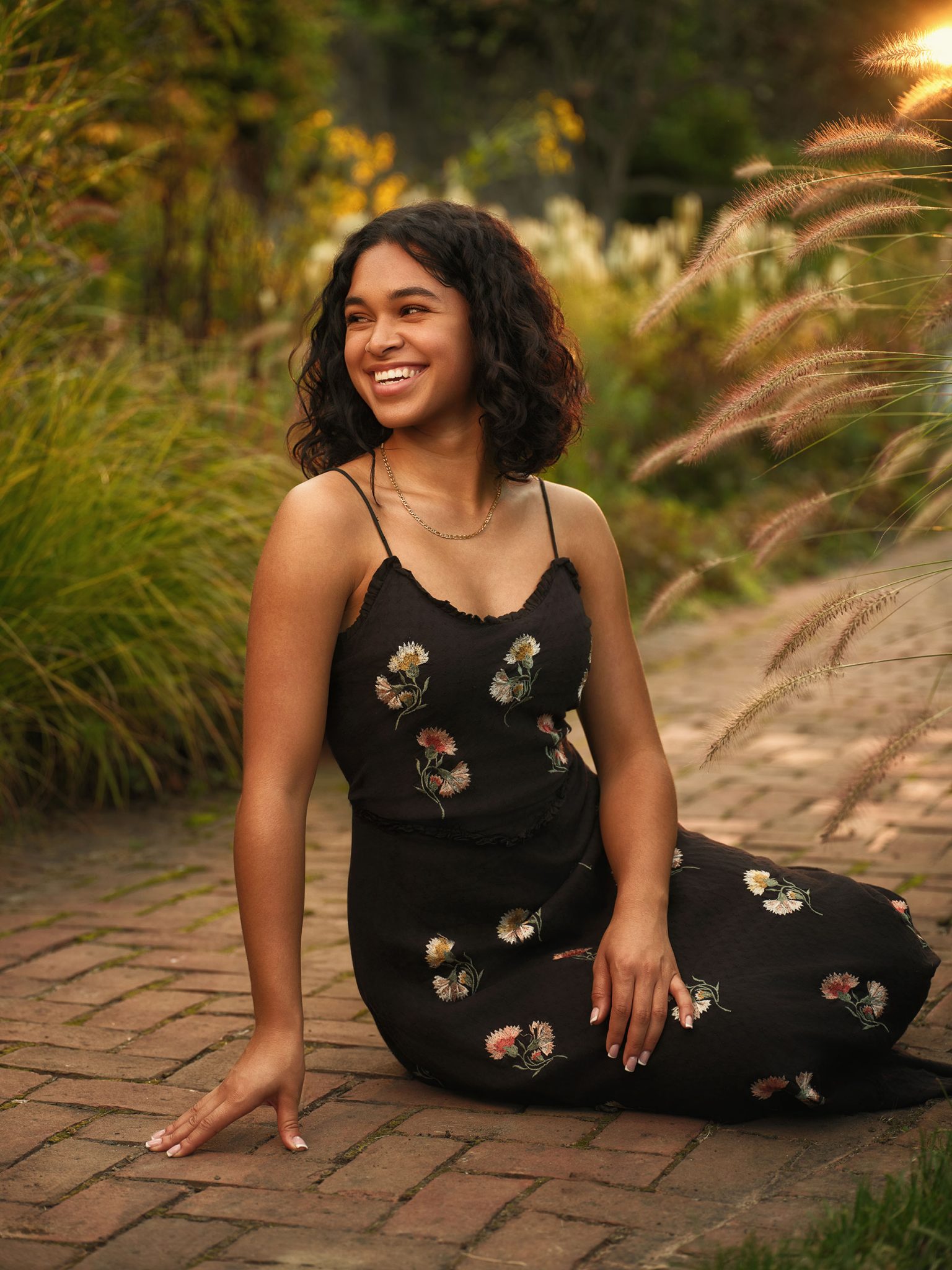 Using a CTO-gelled flash to match the color, direction, and contrast of real golden hour light.