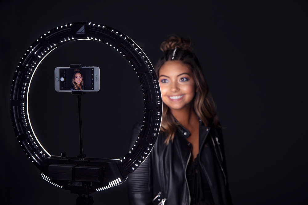 RingLight1867 RingLight1867