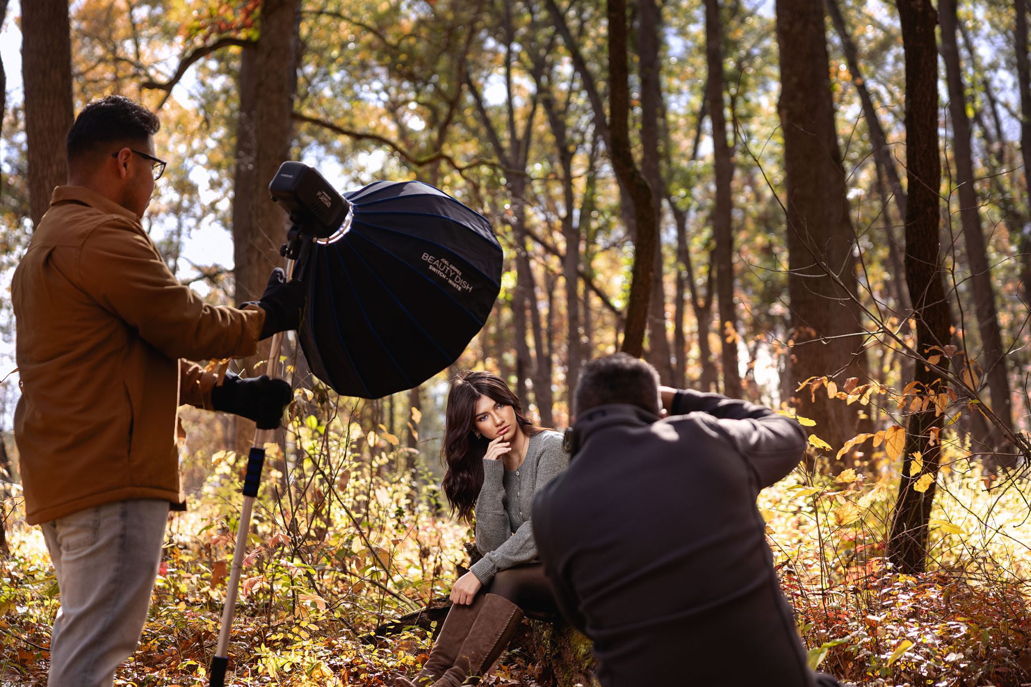 Behind the scenes of a wide portrait setup using leading lines and a portable FJ250 strobe