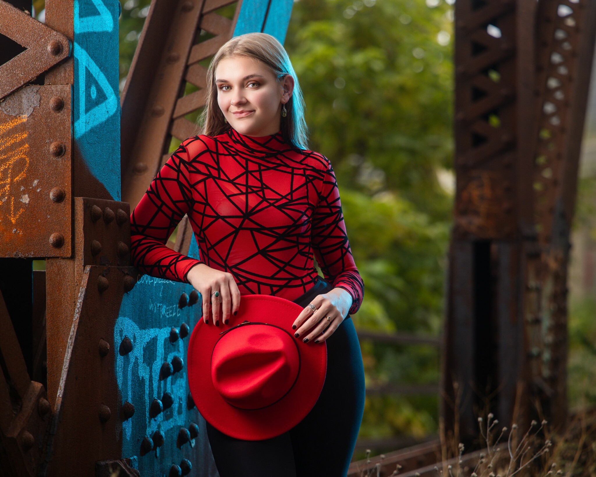 Image using FJ80 II speedlight with a teal gel