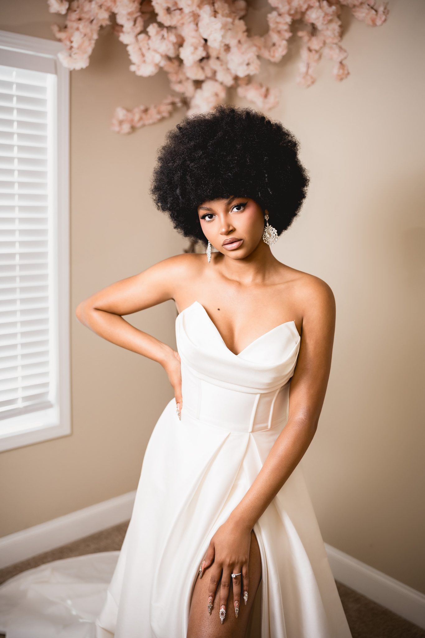 Off-camera FJ100 Speedlight with a Joel Grimes Beauty Dish creates a dramatic, editorial bridal portrait.