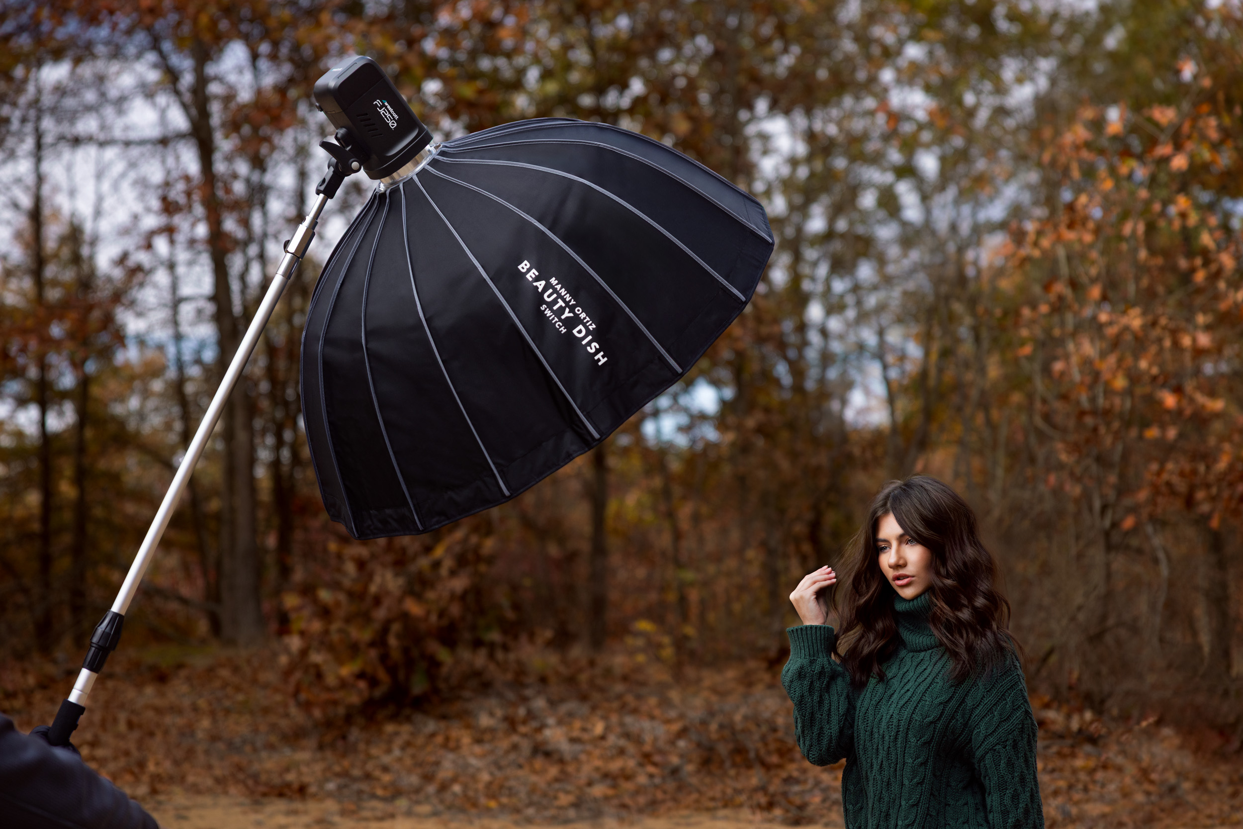 Behind the scenes with the FJ250 and Manny Ortiz Beauty Dish creating clean, natural light outdoors.