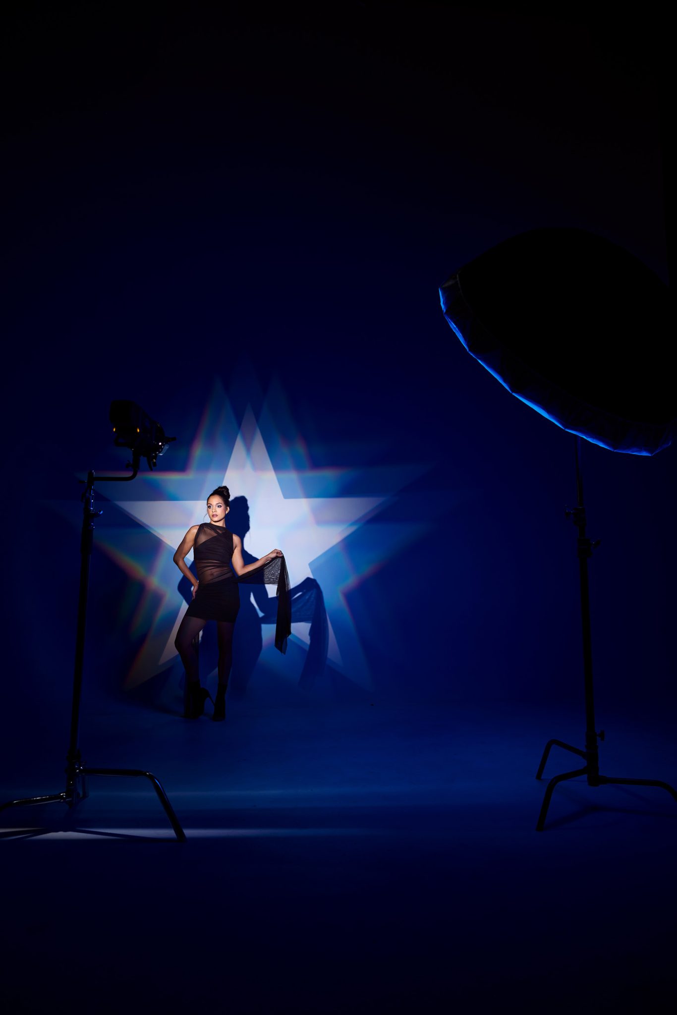 Behind the scenes of the Optical Spot and gelled umbrella working together for bold color and shape.