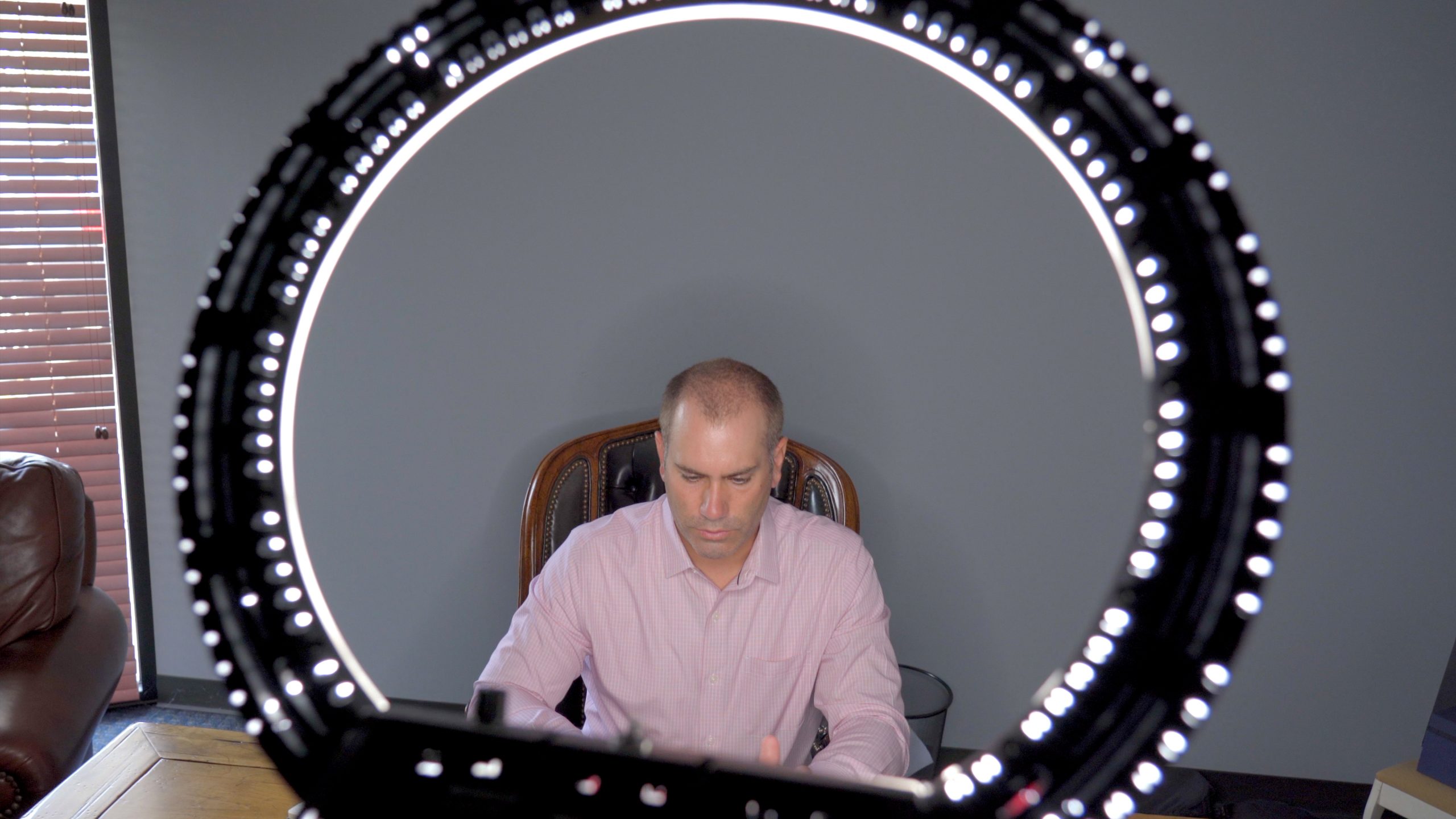 ringlightathome4 Ring Light in office